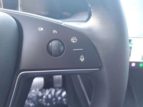 Used 2024 Tesla Model S Base image 30