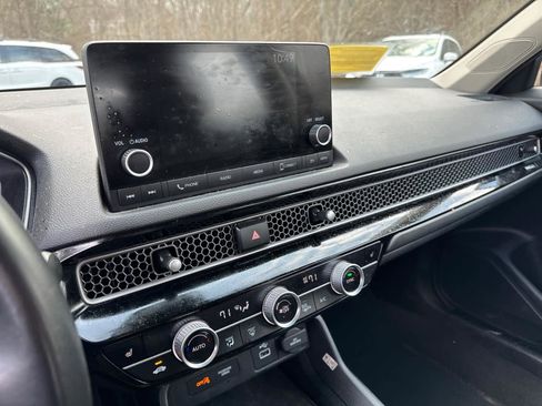 Used 2024 Honda Civic EX-L image 24