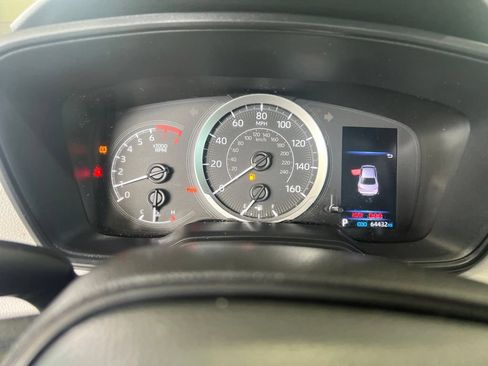 Used 2021 Toyota Corolla LE FWD image 1
