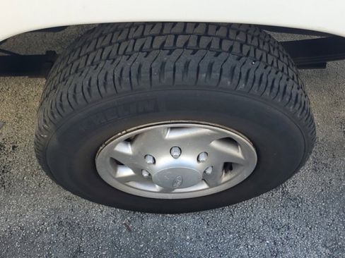 Used 2012 Ford E-250 and Econoline 250 Extended w/ PWR Group image 6