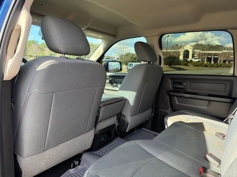 Used 2019 RAM 1500 Express w/ Express Value Package AWD/4WD image 26