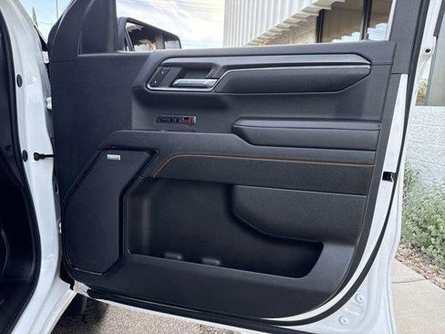 Used 2024 GMC Sierra 1500 AT4 w/ Technology Package image 40