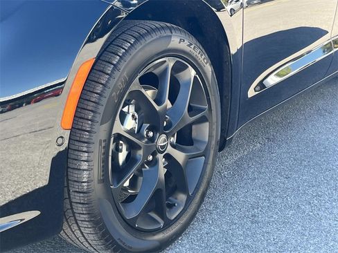 New 2026 Chrysler Pacifica Select w/ S Appearance Package image 9