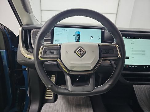 Used 2023 Rivian R1S Adventure AWD/4WD image 28