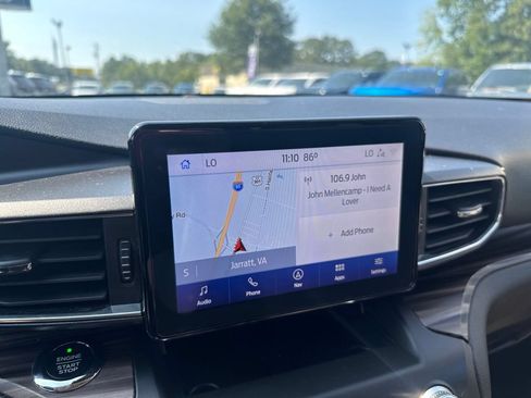 Certified 2020 Ford Explorer Limited RWD image 18