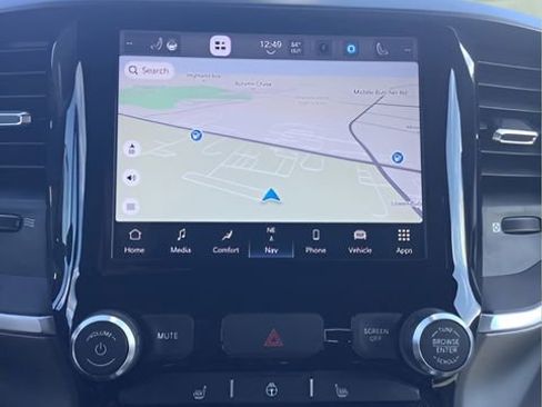 Certified 2022 RAM 1500 Big Horn image 28