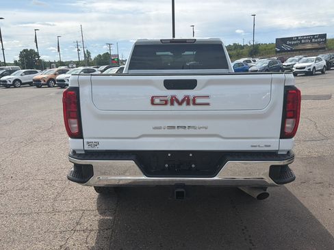Used 2024 GMC Sierra 2500 SLE w/ SLE Convenience Package AWD/4WD image 5