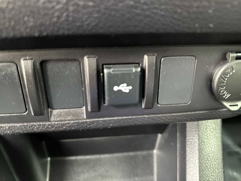 Used 2022 Toyota Tacoma SR5 image 28