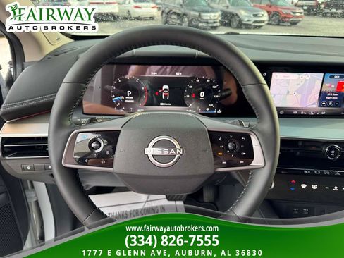 Used 2025 Nissan Murano SL AWD/4WD image 17
