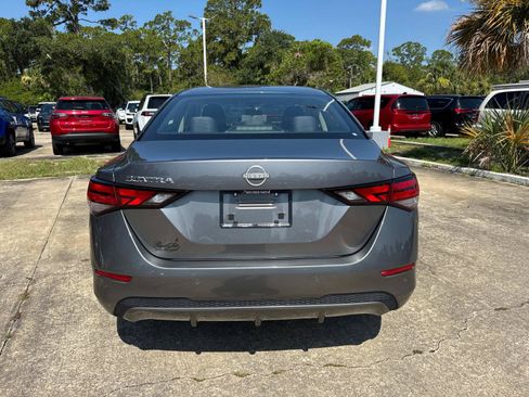 Used 2024 Nissan Sentra S FWD image 4