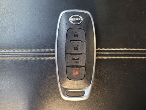 Used 2024 Nissan Sentra SV FWD image 32