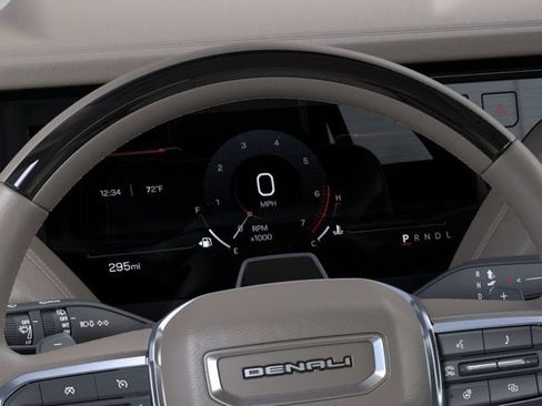 New 2026 GMC Yukon Denali w/ Denali Reserve Package RWD image 18