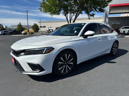 Used 2023 Honda Civic EX-L image 5