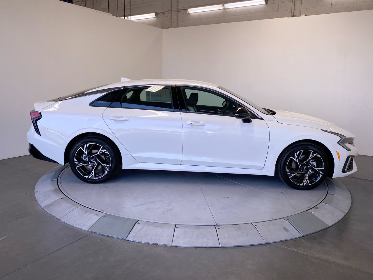 New 2026 Kia K5 GT-Line FWD image 6