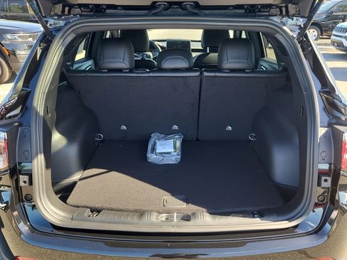 New 2026 Jeep Compass Latitude image 8