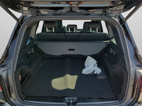 New 2025 Mercedes-Benz GLB 35 AMG 4MATIC image 28