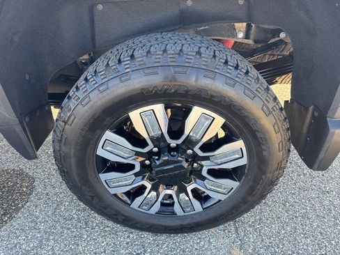 Certified 2025 GMC Sierra 3500 Denali w/ Denali Reserve Package image 20