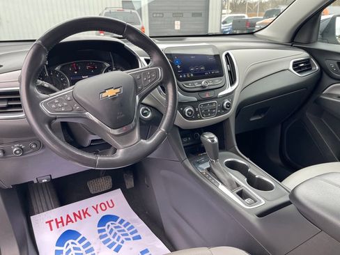 Used 2021 Chevrolet Equinox Premier image 12