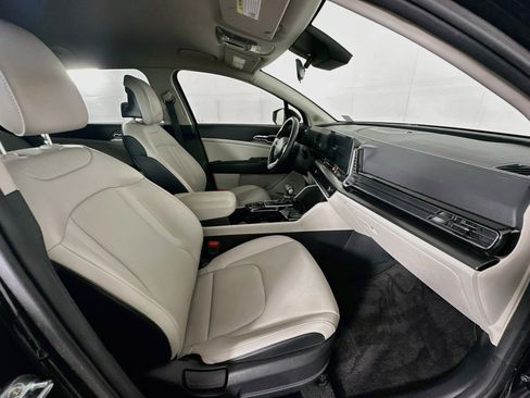Used 2024 Kia Sportage EX FWD image 31