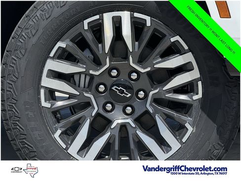 New 2026 Chevrolet Tahoe Z71 w/ Z71 Off-Road Package AWD/4WD image 9