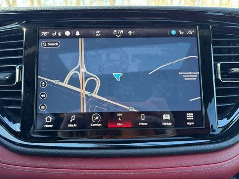 Used 2022 Dodge Durango R/T w/ Blacktop Package image 28