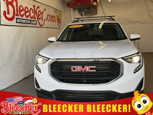 Used 2019 GMC Terrain SLE w/ Driver Convenience Package image 1