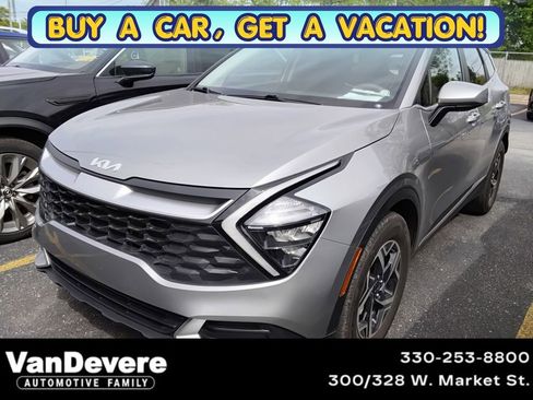 Used 2023 Kia Sportage LX FWD image 1