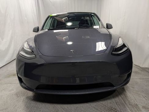 Used 2023 Tesla Model Y Performance image 7
