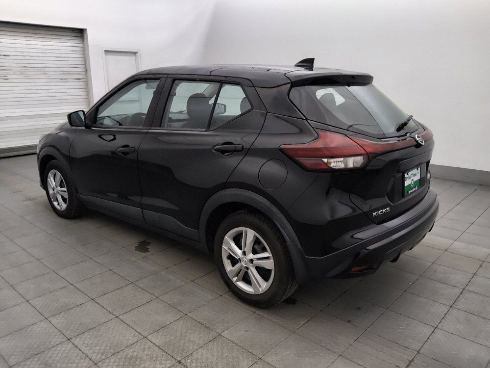 Used 2021 Nissan Kicks S FWD image 3