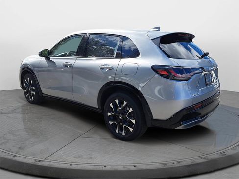 New 2026 Honda HR-V EX-L image 4