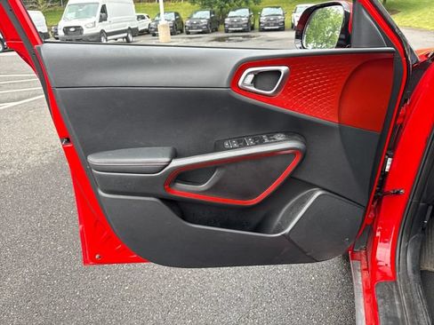 Used 2023 Kia Soul GT-Line FWD image 23