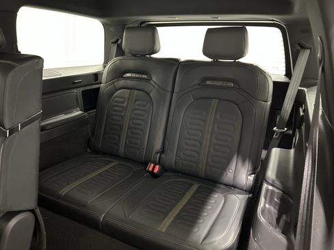 Used 2025 Rivian R1S Adventure AWD/4WD image 22