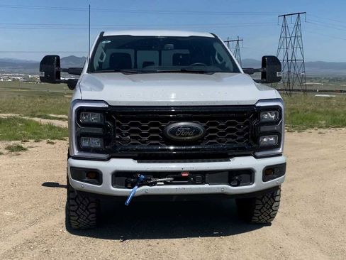 Used 2026 Ford F250 Lariat w/ Tremor Off-Road Package AWD/4WD image 3