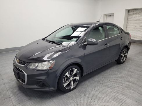 Used 2018 Chevrolet Sonic Premier FWD image 2