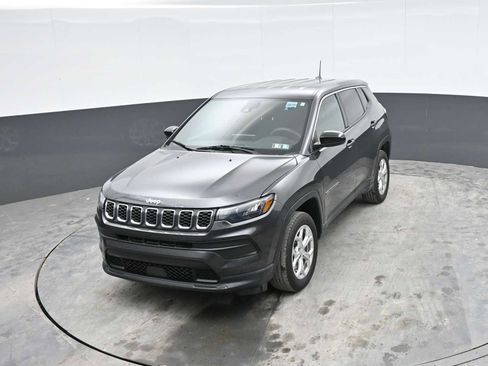 Used 2024 Jeep Compass Sport AWD/4WD image 30