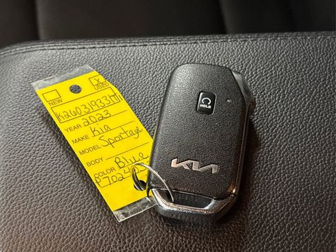 Certified 2023 Kia Sportage EX image 38