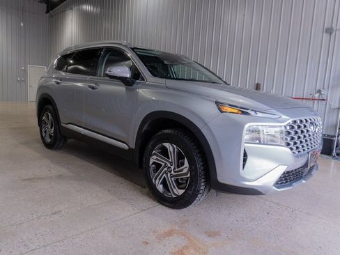 Used 2022 Hyundai Santa Fe SEL w/ Convenience + Premium Package image 2