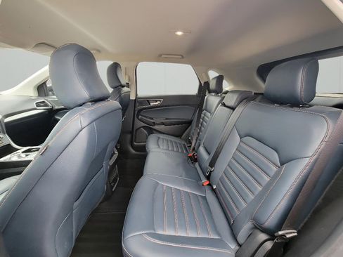 Used 2022 Ford Edge SEL w/ Sport Appearance Package image 26
