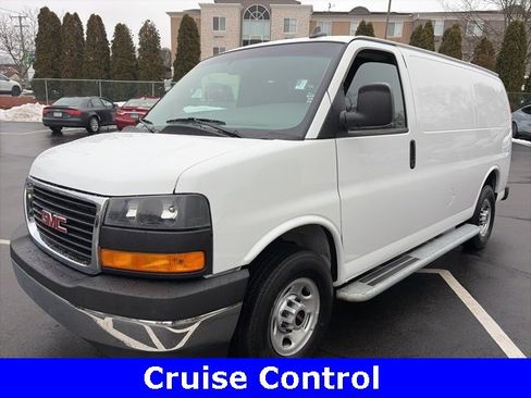 Used 2024 GMC Savana 2500 w/ Driver Convenience Package image 3