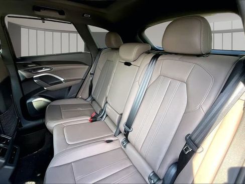 Used 2025 Audi Q5 Premium Plus w/ Premium Plus AWD/4WD image 22