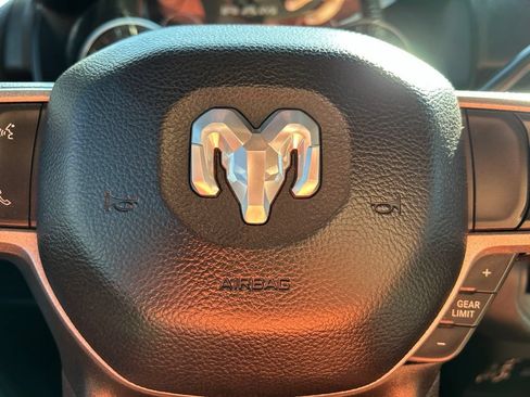 Used 2024 RAM 3500 Tradesman w/ Chrome Appearance Group AWD/4WD image 22
