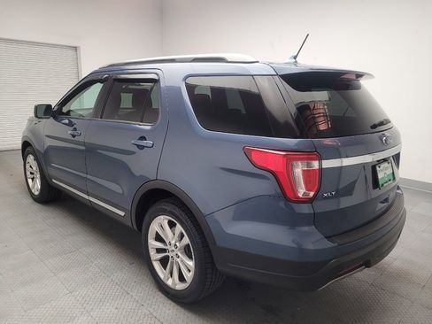Used 2019 Ford Explorer XLT w/ Equipment Group 202A image 5