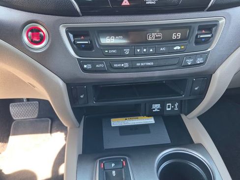 Used 2023 Honda Ridgeline RTL-E image 19