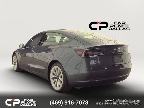 Used 2023 Tesla Model 3 Standard Range image 4