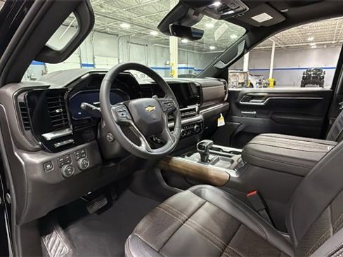 New 2026 Chevrolet Silverado 1500 High Country w/ High Country Premium Package image 9