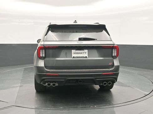 New 2026 Ford Explorer ST image 17