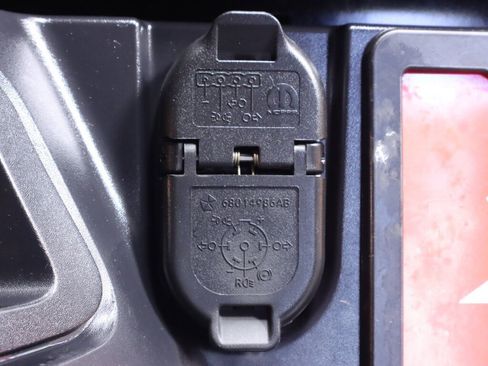 Used 2014 RAM 1500 Sport w/ Trailer Tow Group image 36