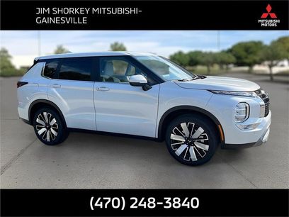 New 2025 Mitsubishi Outlander SE