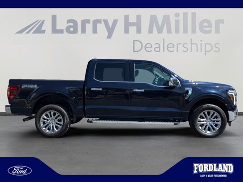 Used 2024 Ford F150 Lariat w/ FX4 Off-Road Package AWD/4WD image 6