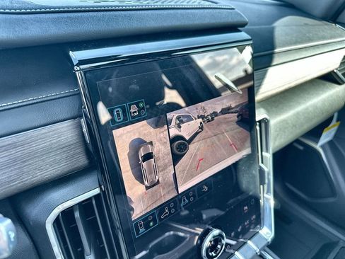 New 2026 GMC Acadia Denali w/ Super Cruise Package image 29